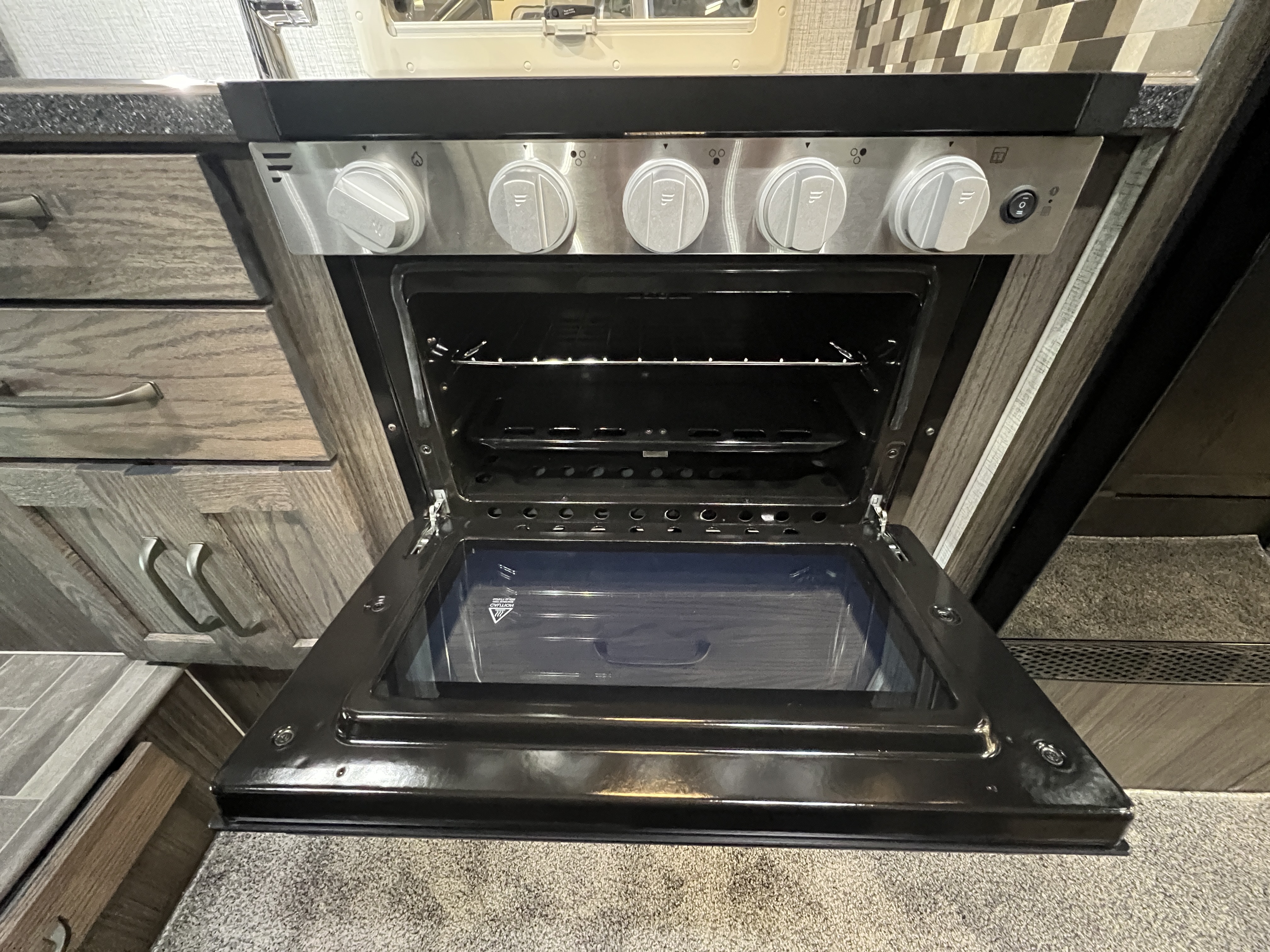 2027 NORTHERN LITE LIMITED EDITION 8-11 EX DRY BATH - Image 11
