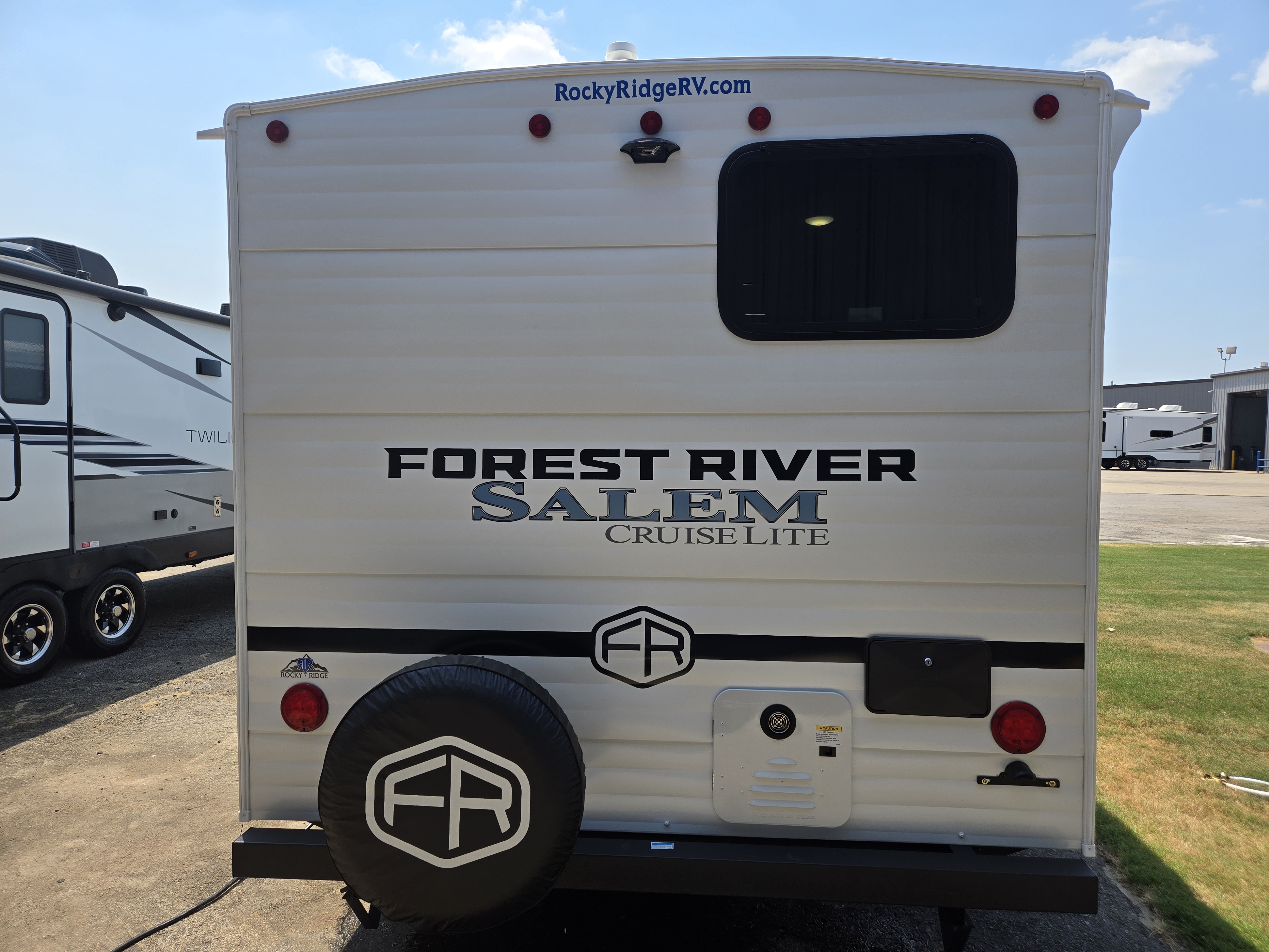 2026 Forest River Salem Cruise Lite 26ICE - Image 5