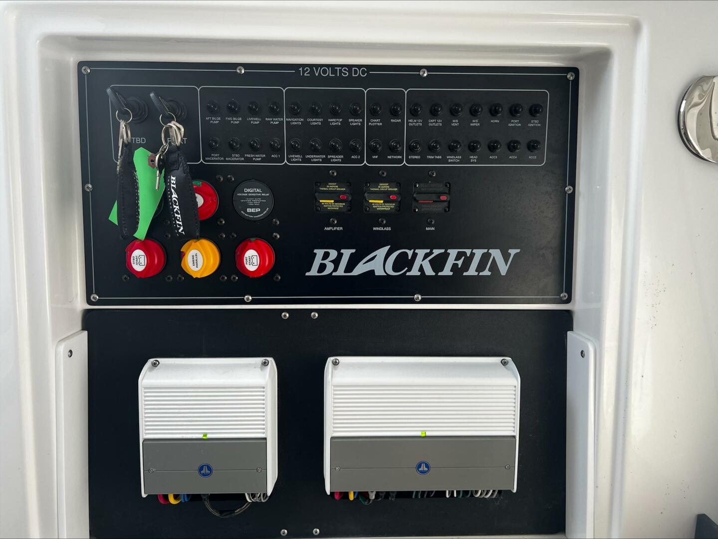 2023 Blackfin 272CC - Image 10
