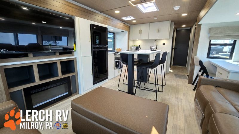 2026 Forest River Vibe 2800RL - Image 20