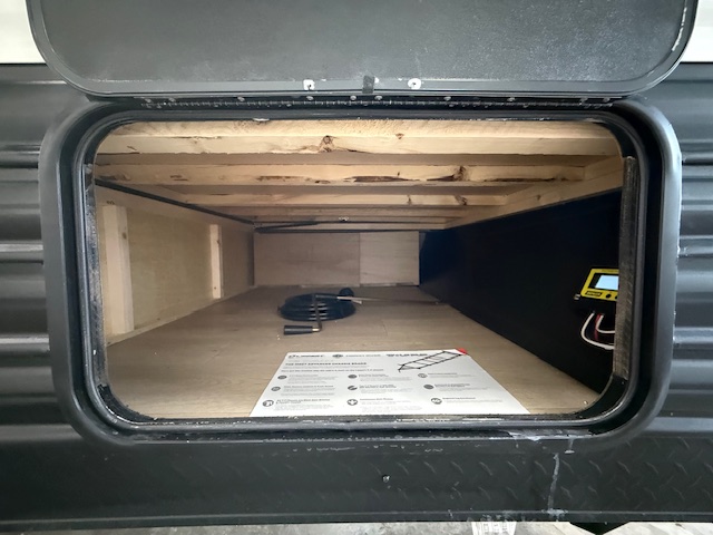 2026 CHEROKEE WOLF PUP 18PB - Image 3