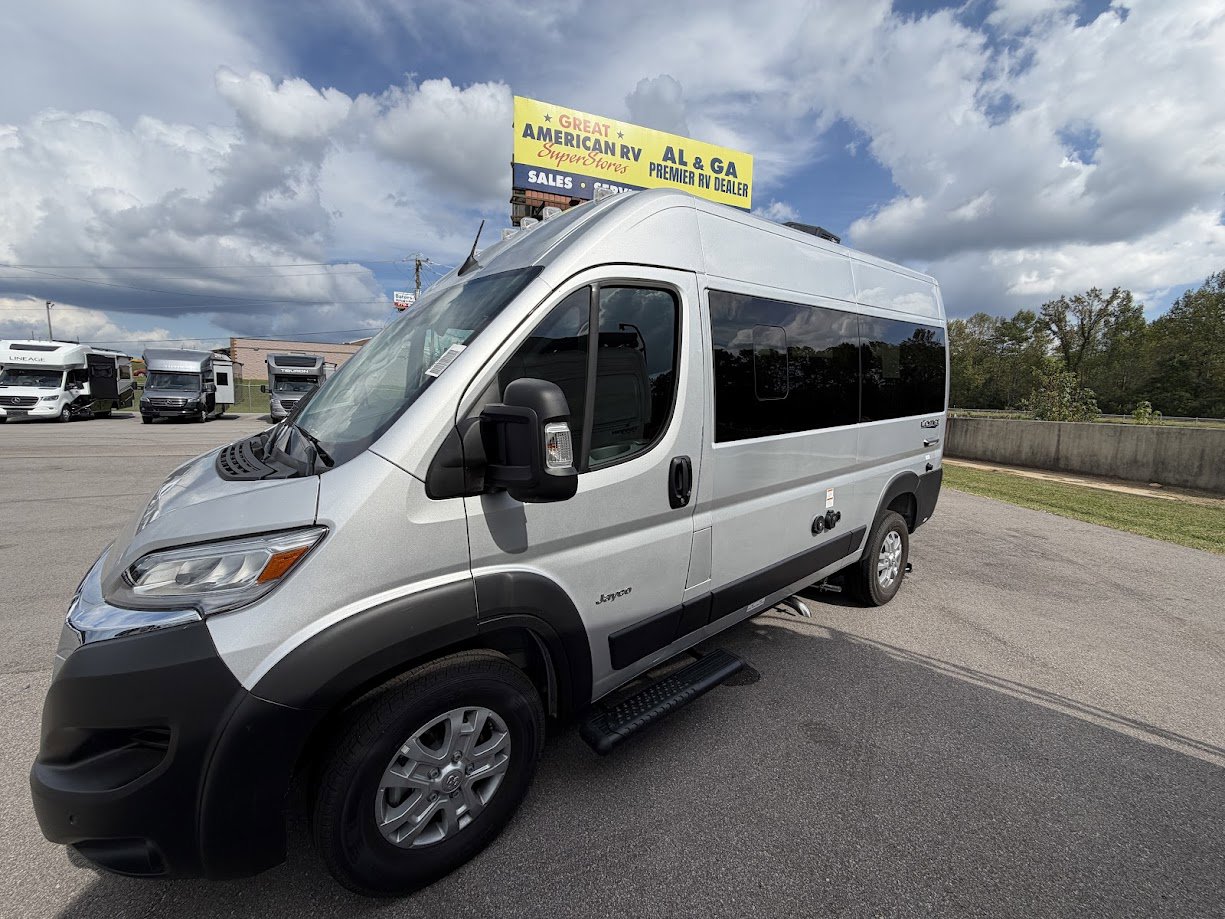2026 JAYCO COMET 18C - Image 3