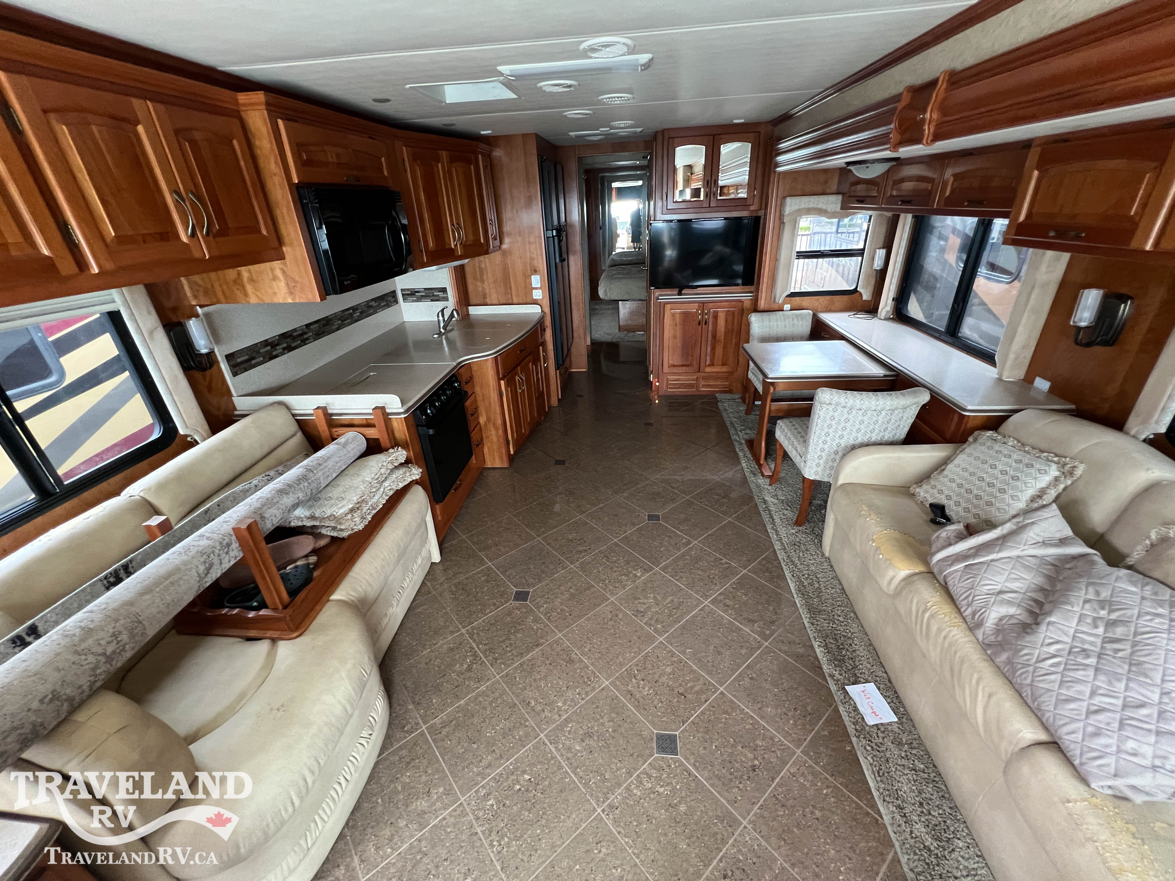 2011 Newmar Dutch Star 3734 - Image 2