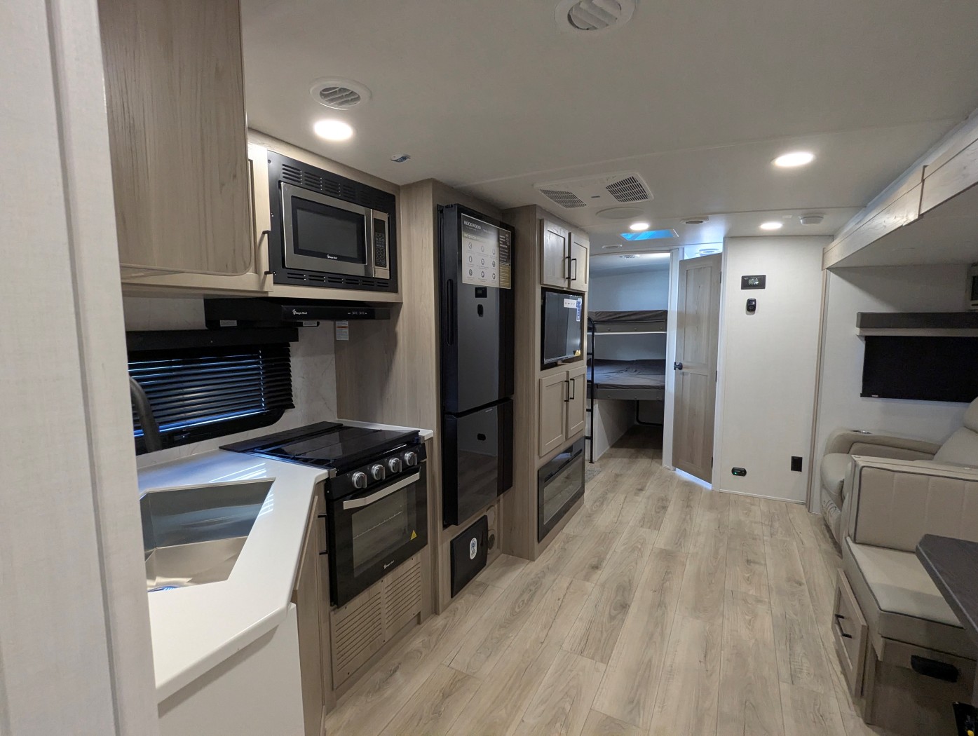 2026 Forest River Rockwood Ultra Lite 2706BH - Image 21