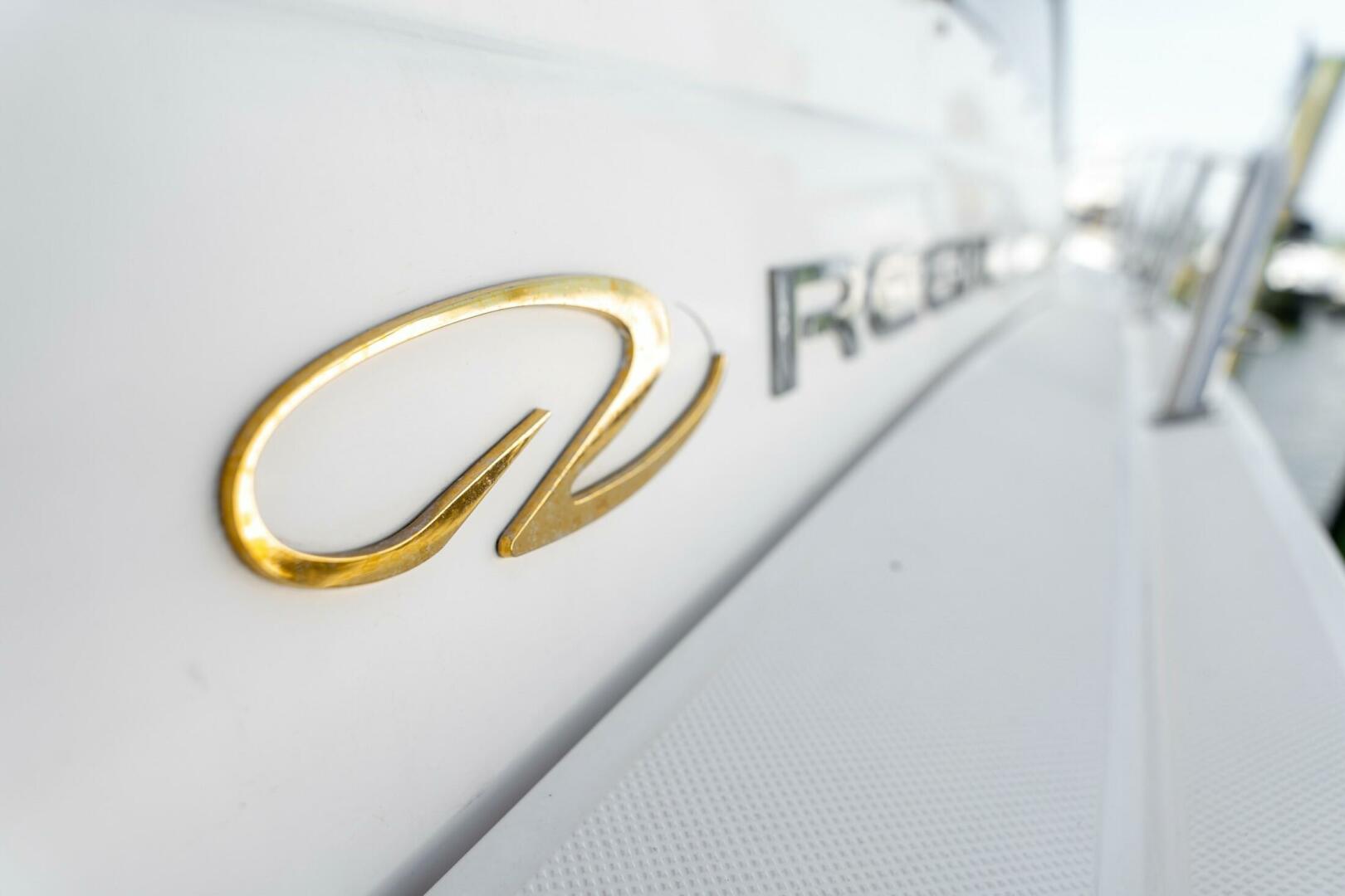 2008 Regal Commodore 4060 - Image 20
