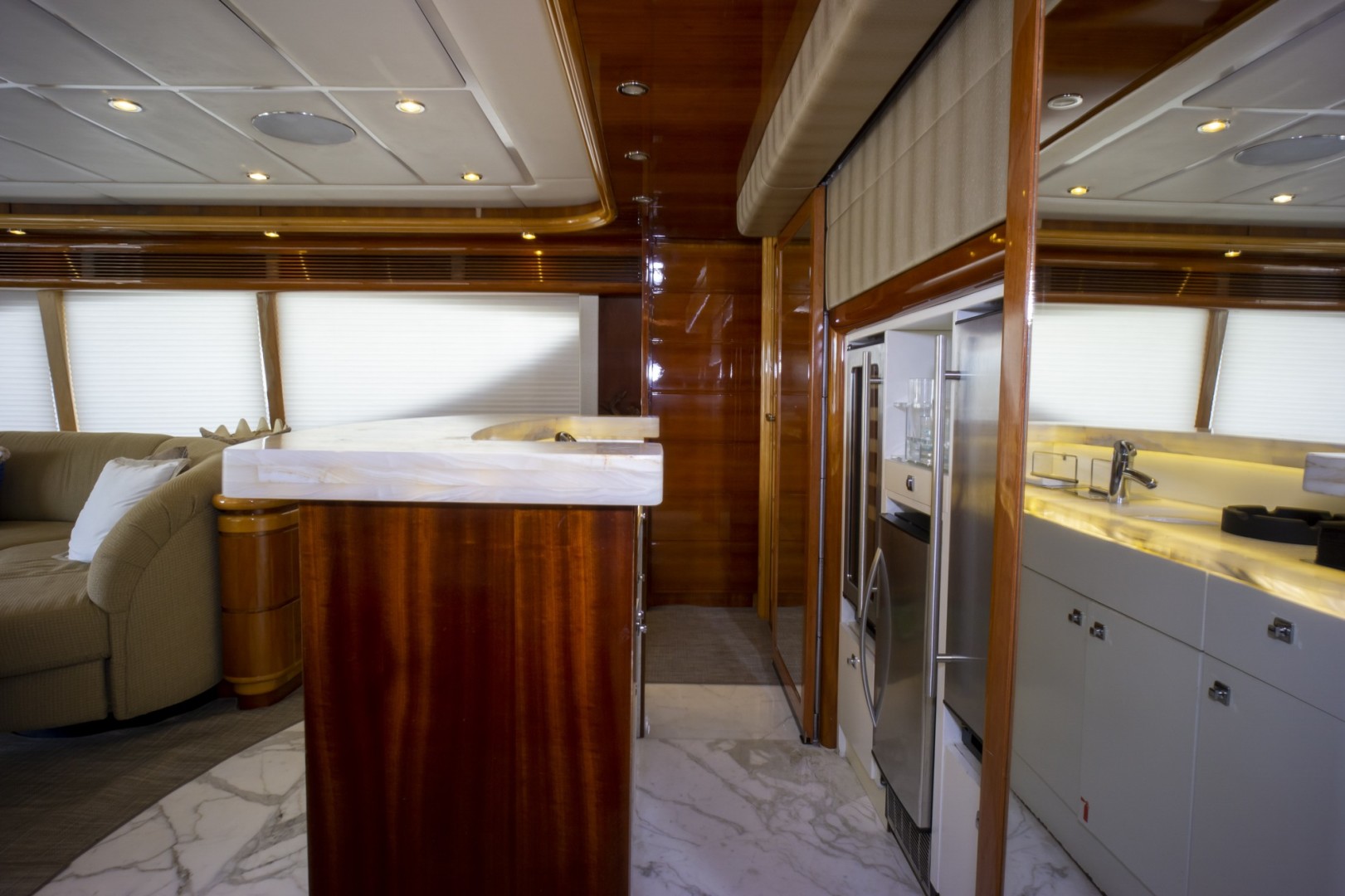 2000 Ferretti Yachts Custom Line 94 - Image 3