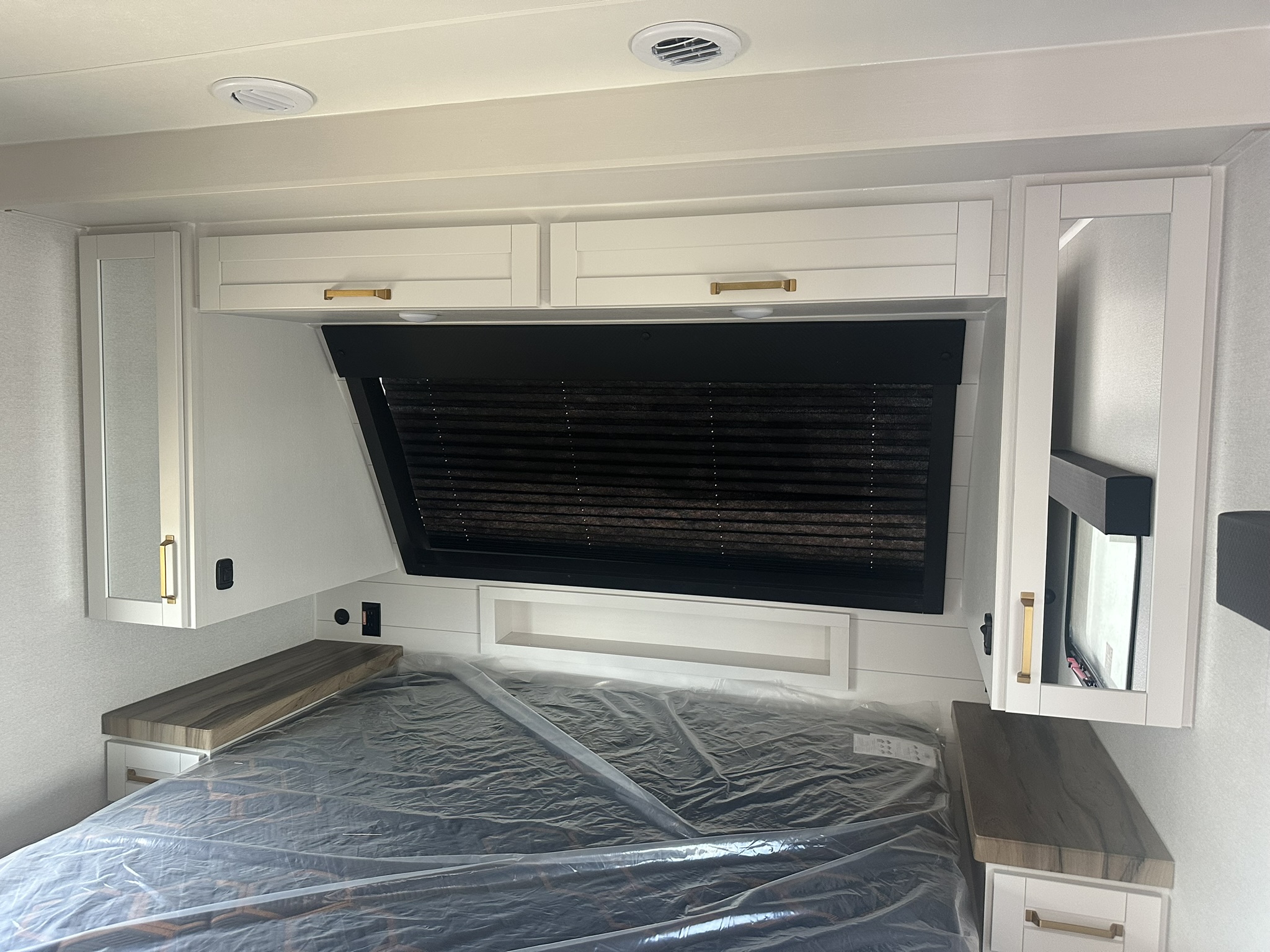 2027 JAYCO EAGLE 312BHOK - Image 32