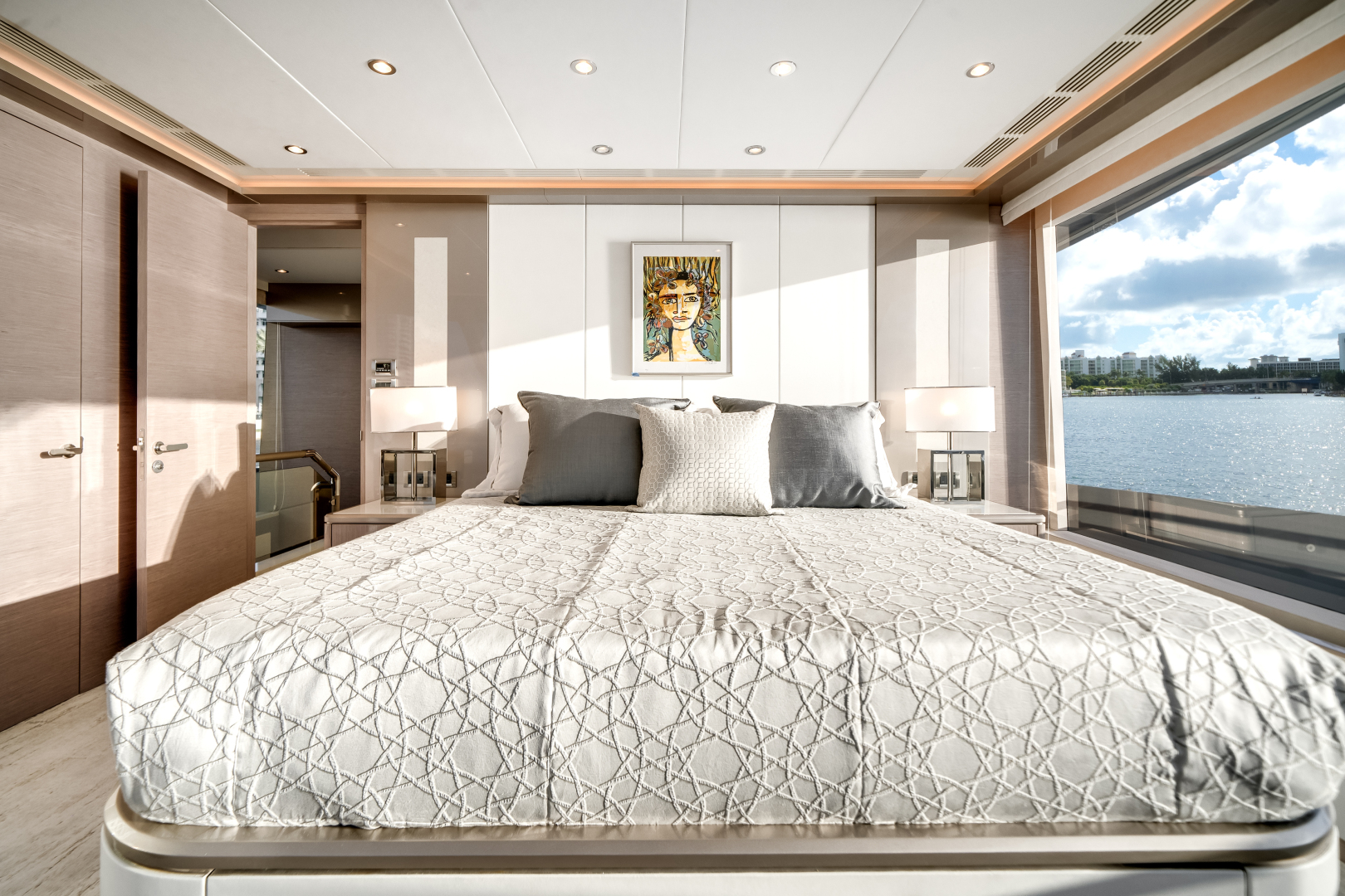 2022 Ocean Alexander 32L - Image 33
