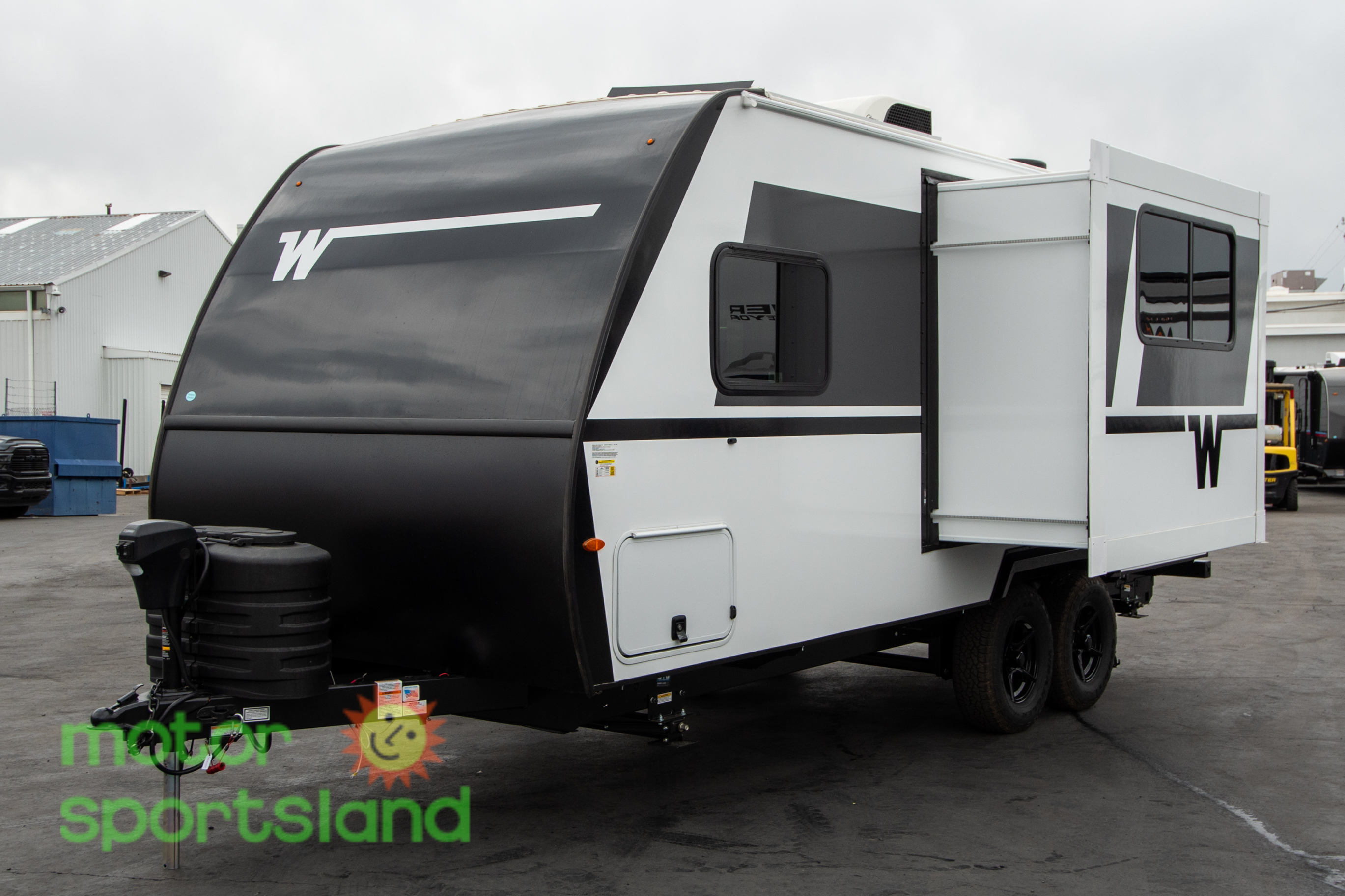 2026 Winnebago Micro Minnie 2108TB - Image 12
