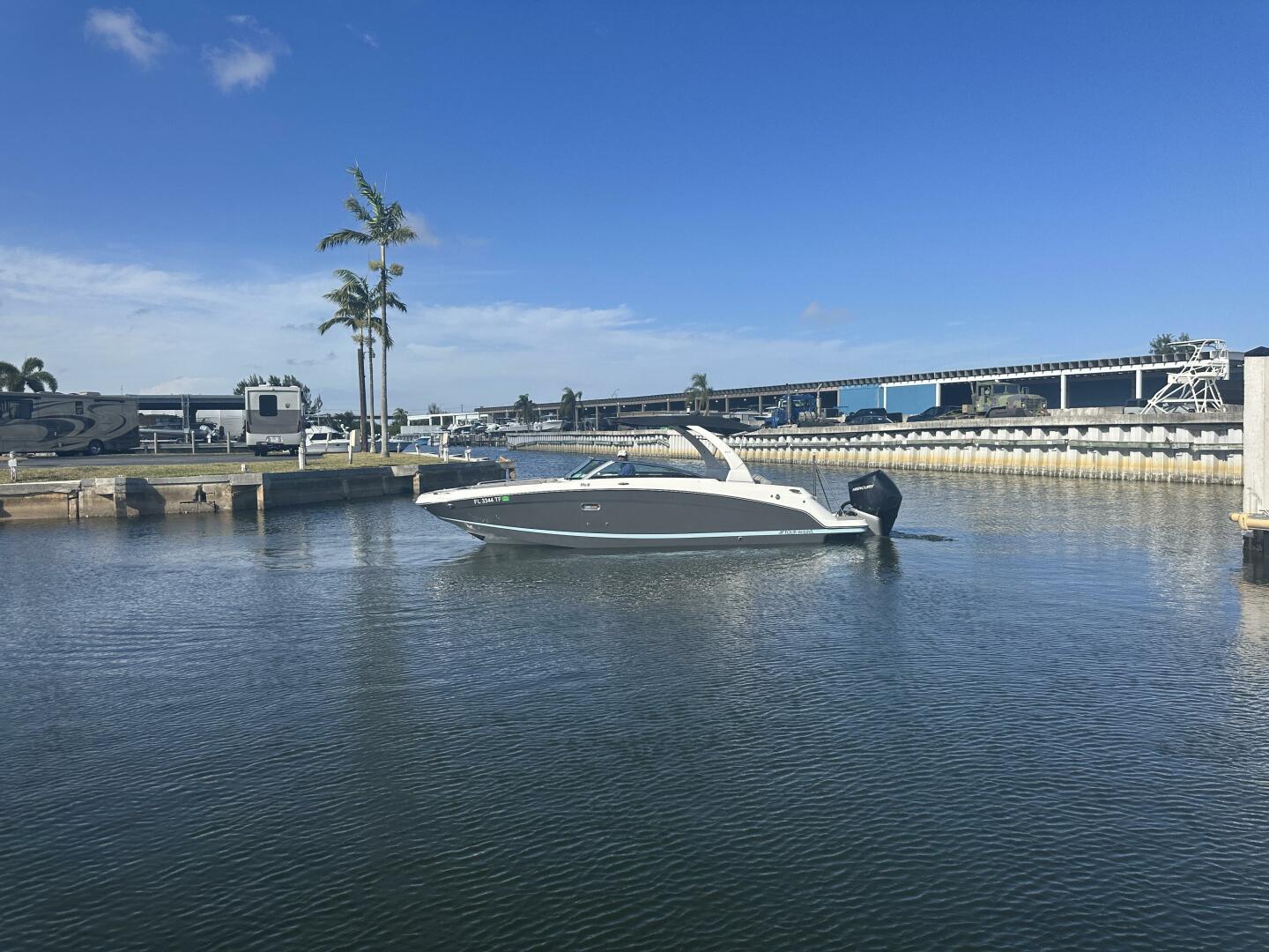 2019 Chaparral 21 H2O Sport - Image 15