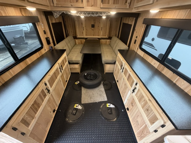 2027 CHEROKEE GREY WOLF 21JBH - Image 19