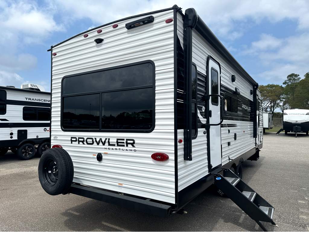 2026 HEARTLAND PROWLER 2601RLS - Image 4
