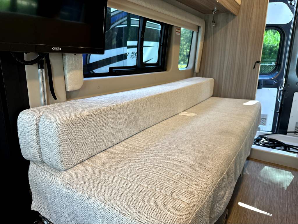 2024 JAYCO SWIFT 20T - Image 15