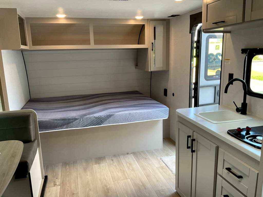 2027 JAYCO Jay Flight 178DBS - Image 8