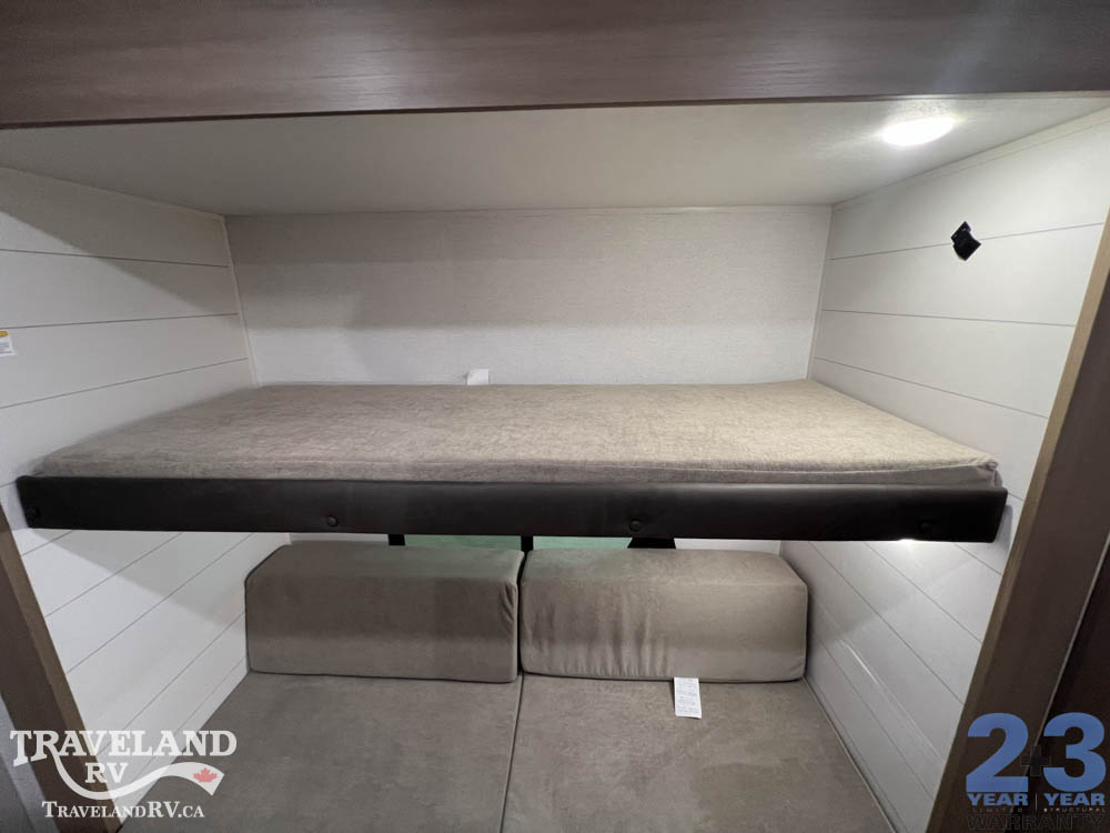 2027 Jayco Jay Flight SLX 321BDS - Image 17