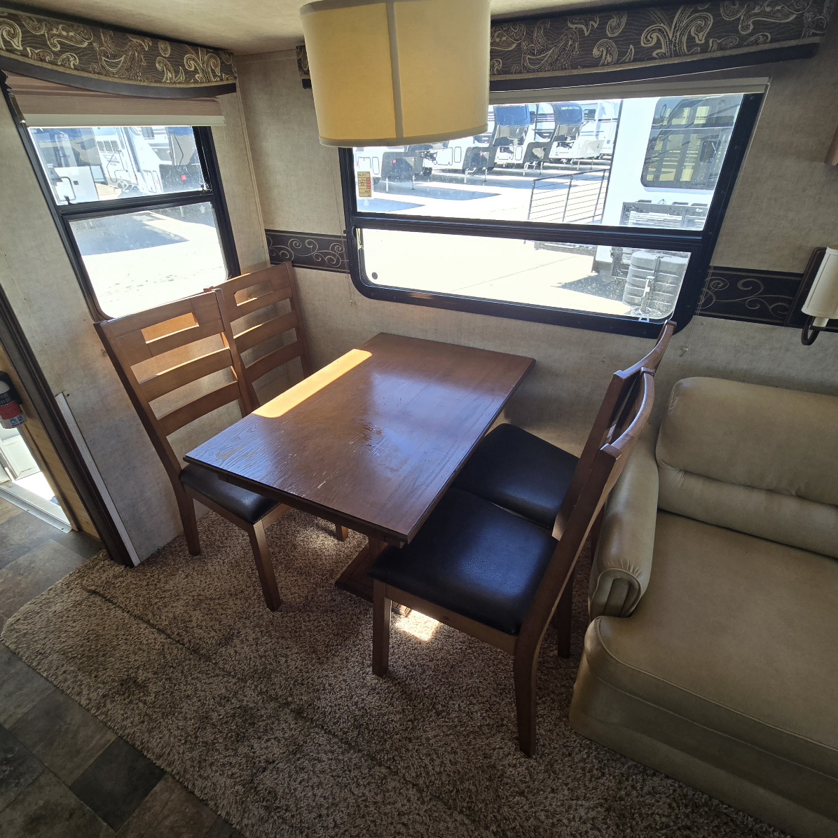 2014 Keystone Outback 316RL - Image 21