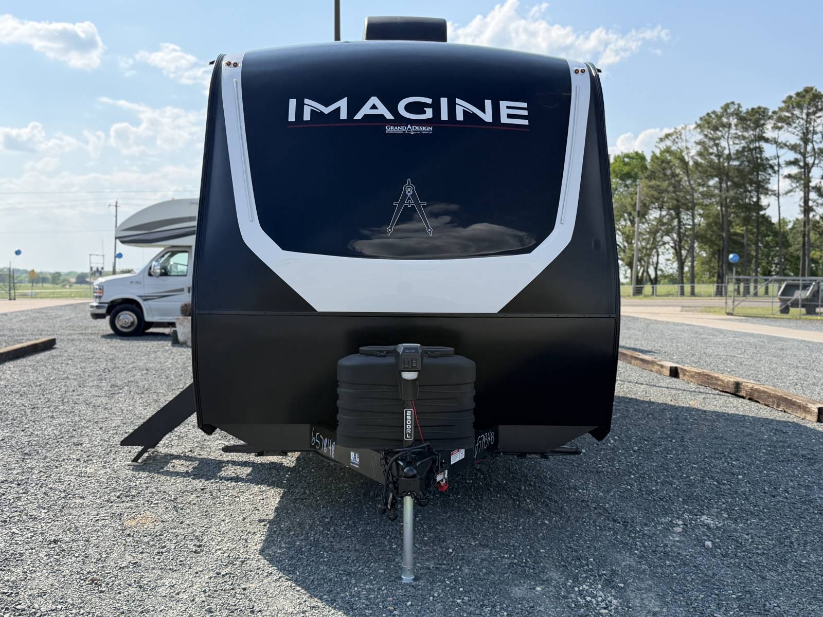 2026 Grand Design Imagine 2500RL - Image 2