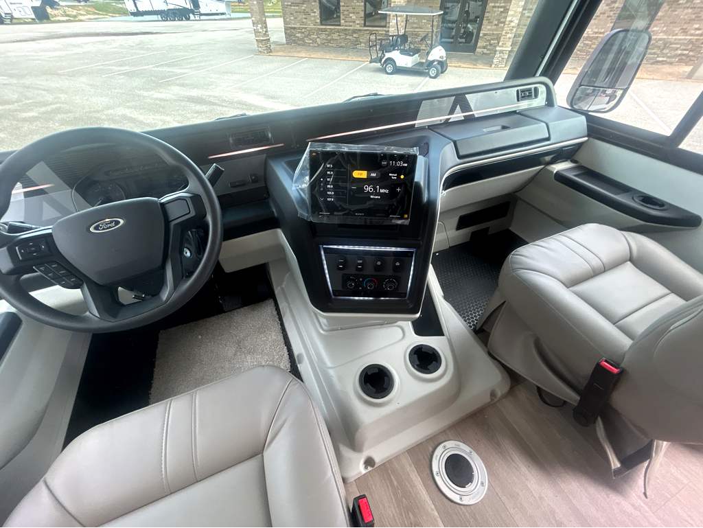 2027 ENTEGRA COACH VISION XL 36C - Image 14