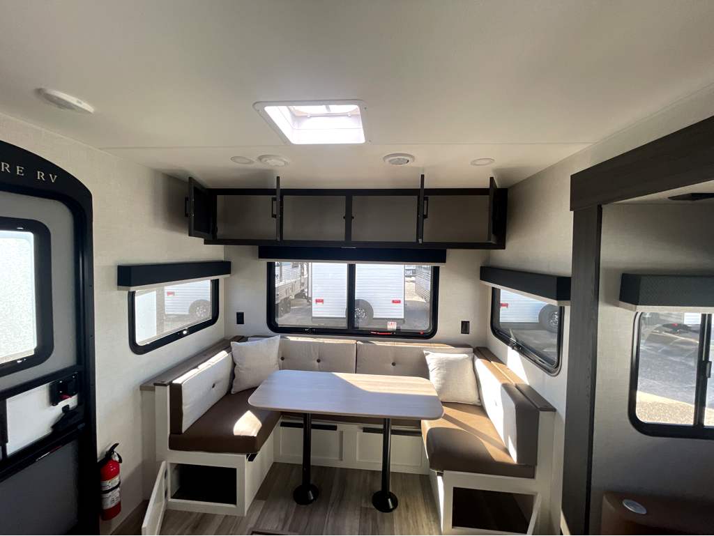 2026 VENTURE RV SPORTTREK 302VRD - Image 28
