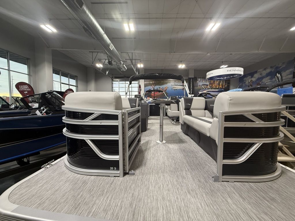 2026 Bennington 20SSR Pontoon - Image 4