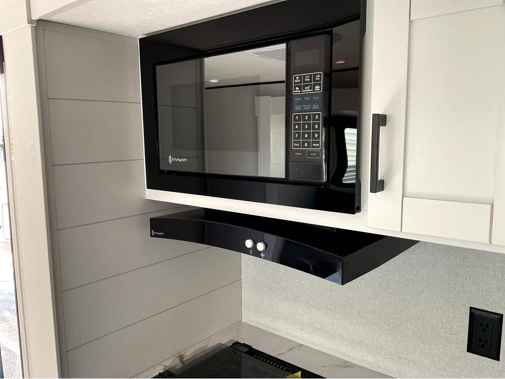 2026 JAYCO Jay Flight SLX 333 BTS  - Image 17