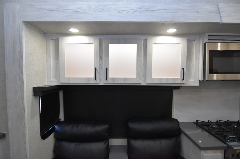 2025 Eclipse Attitude Wide Lite 5th Wheel 39A15G - Image 20
