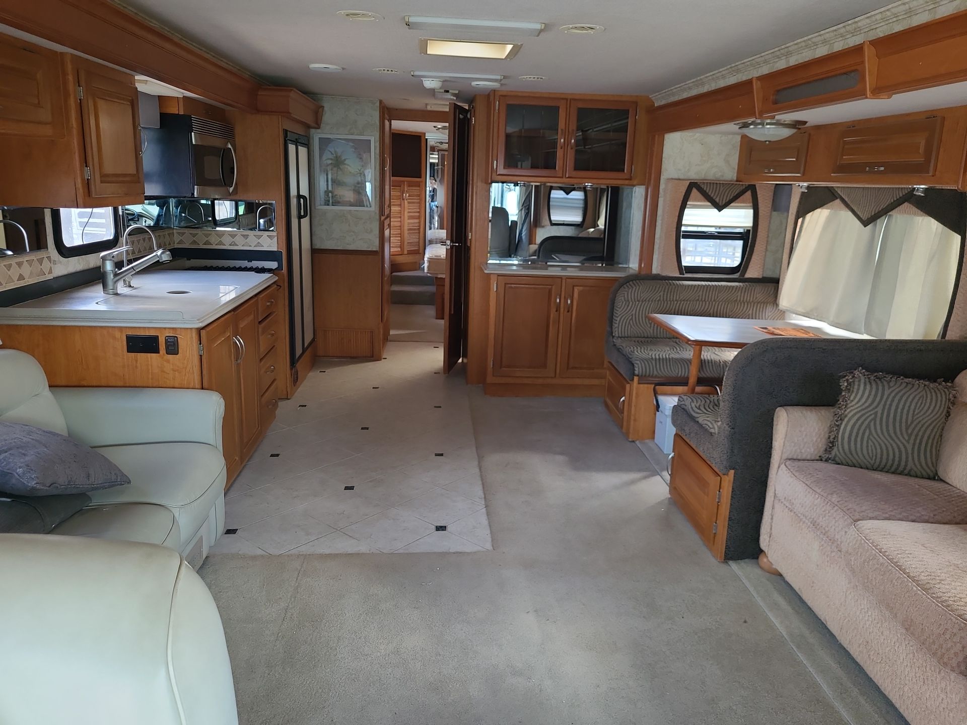 2005 National Tropical 396LX - Image 15