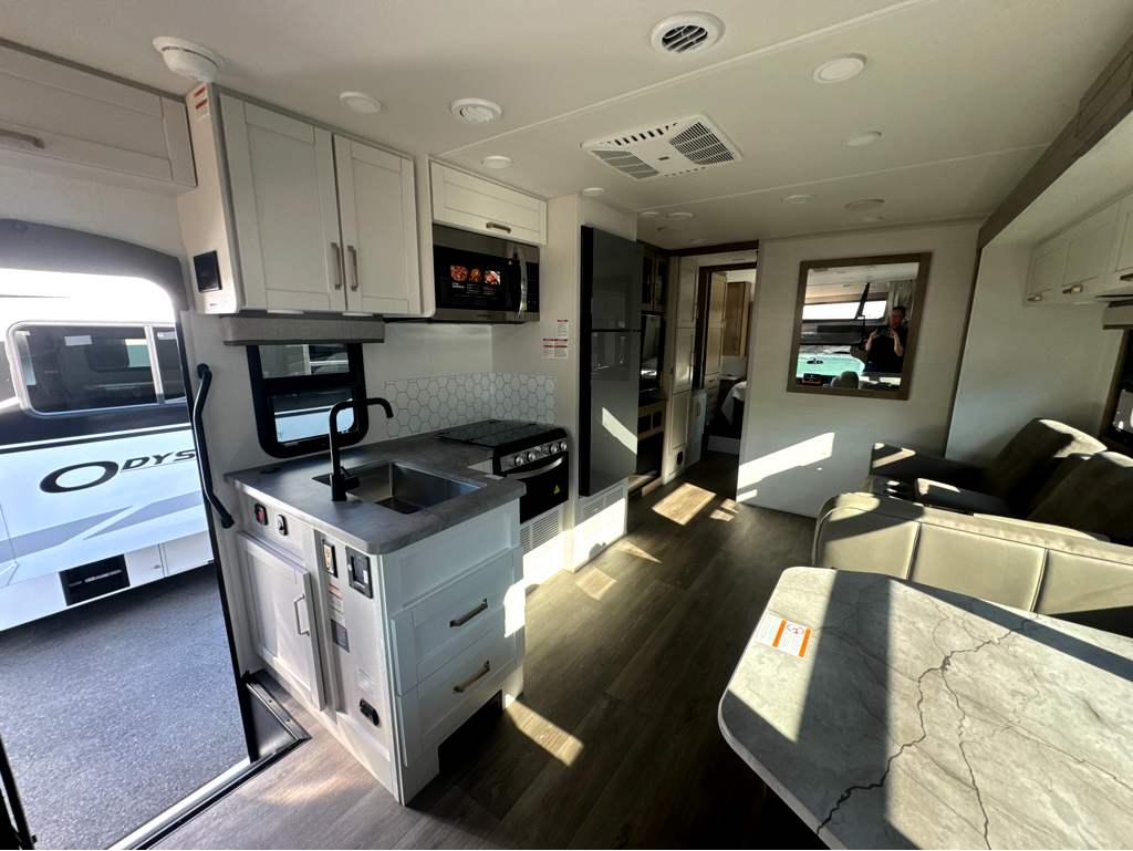 2027 JAYCO GREYHAWK 30Z - Image 10