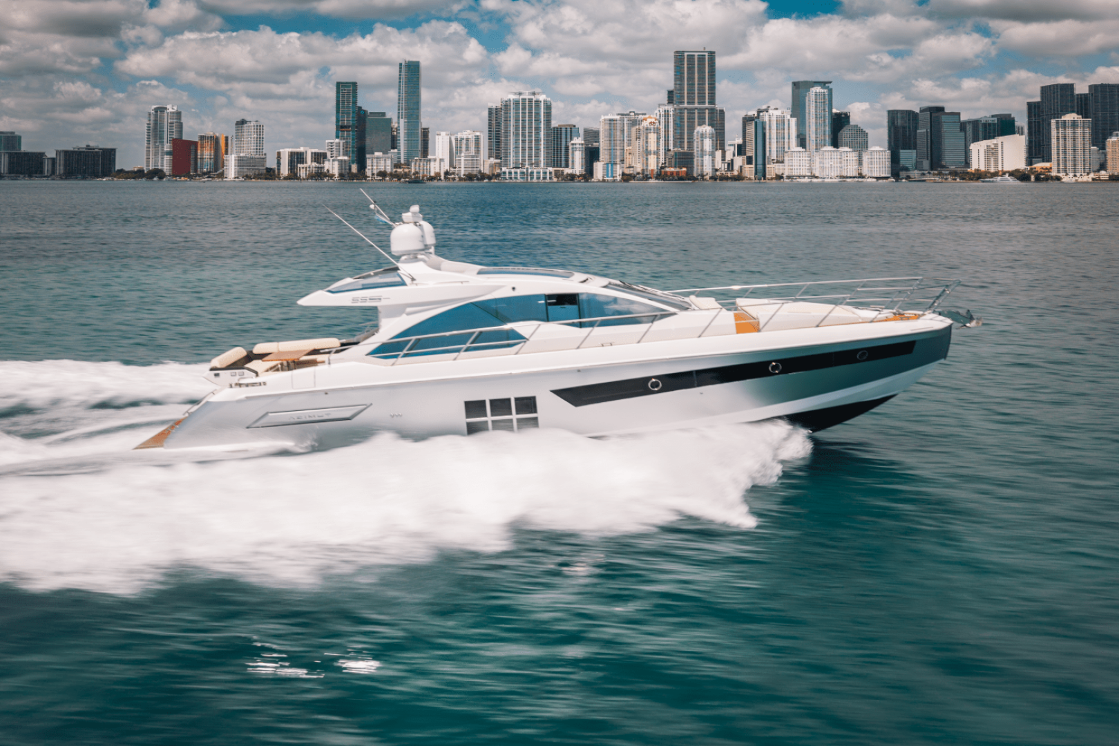 2017 Azimut 55S - Image 11
