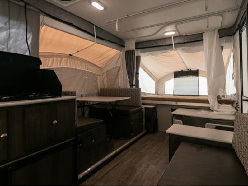 2020 Coachmen Clipper Classic 1285 SST - Image 9