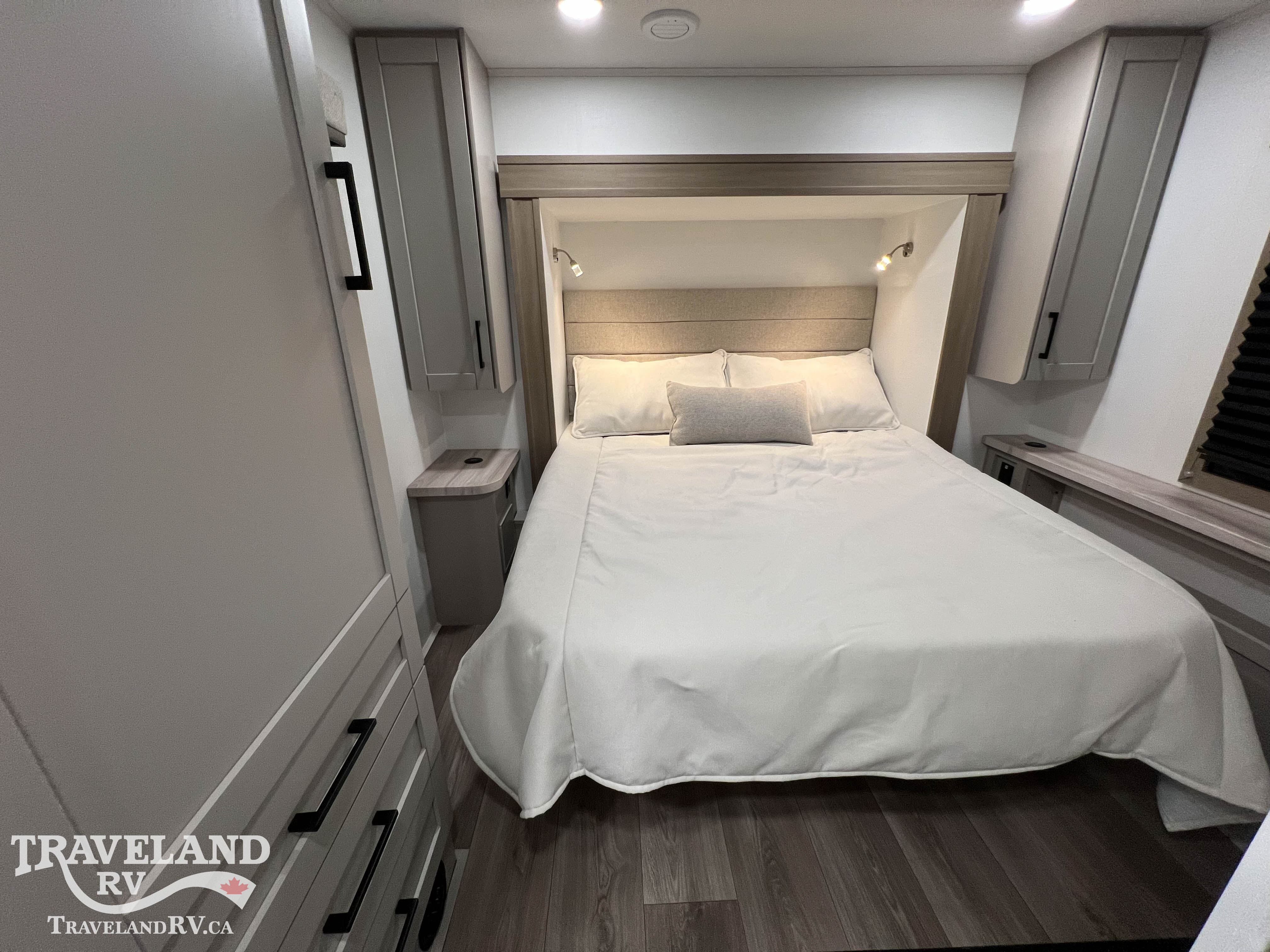 2027 Entegra Coach ODYSSEY 30Z - Image 41