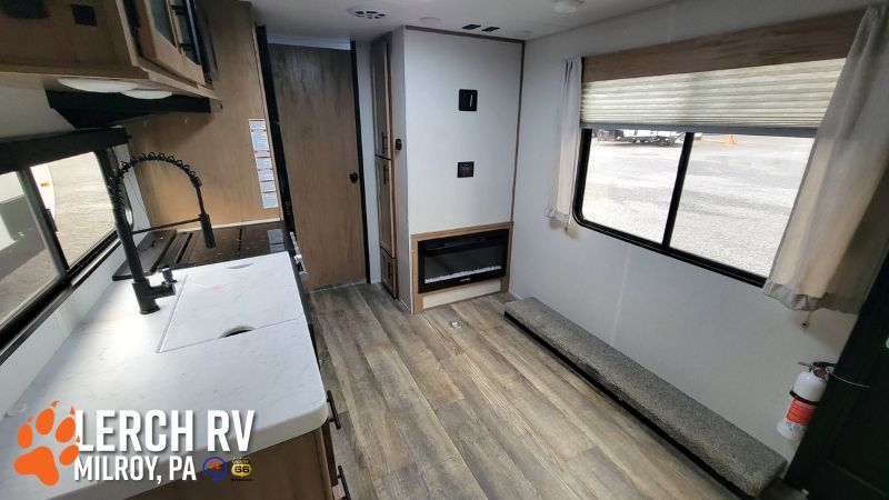 2023 Forest River Cherokee Grey Wolf 26MBRR - Image 18