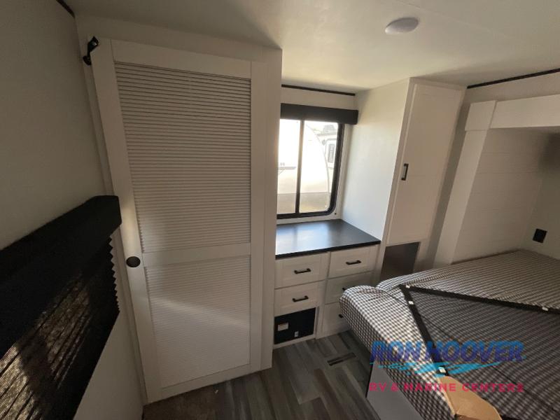 2025 JAYCO 380DQS - Image 23