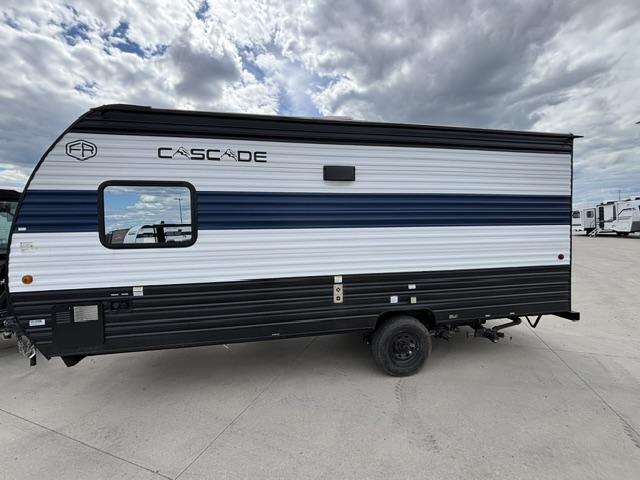 2026 CHEROKEE CASCADE 17LP - Image 5
