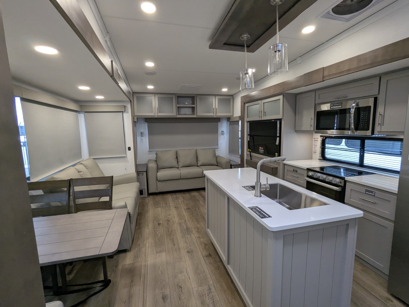 2026 Alliance RV Avenue 32RLS - Image 16