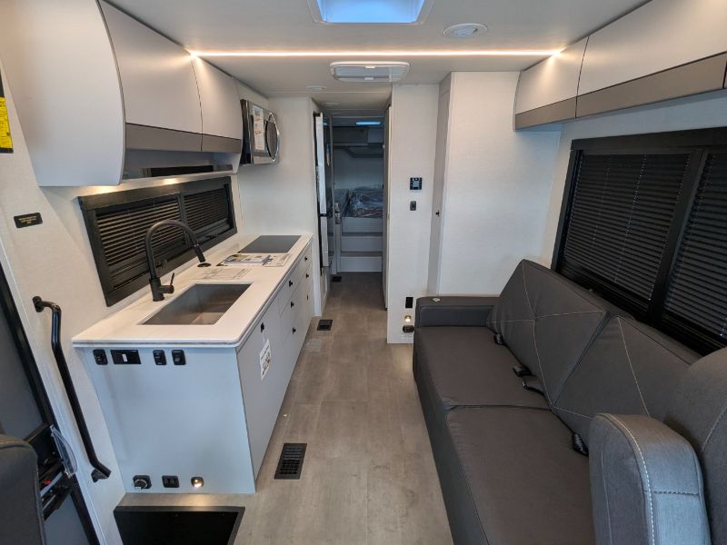 2025 Coachmen Euro 25LE - Image 10
