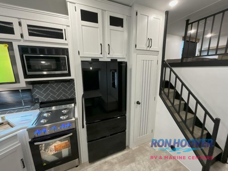 2026 PALOMINO 429LFT - Image 13