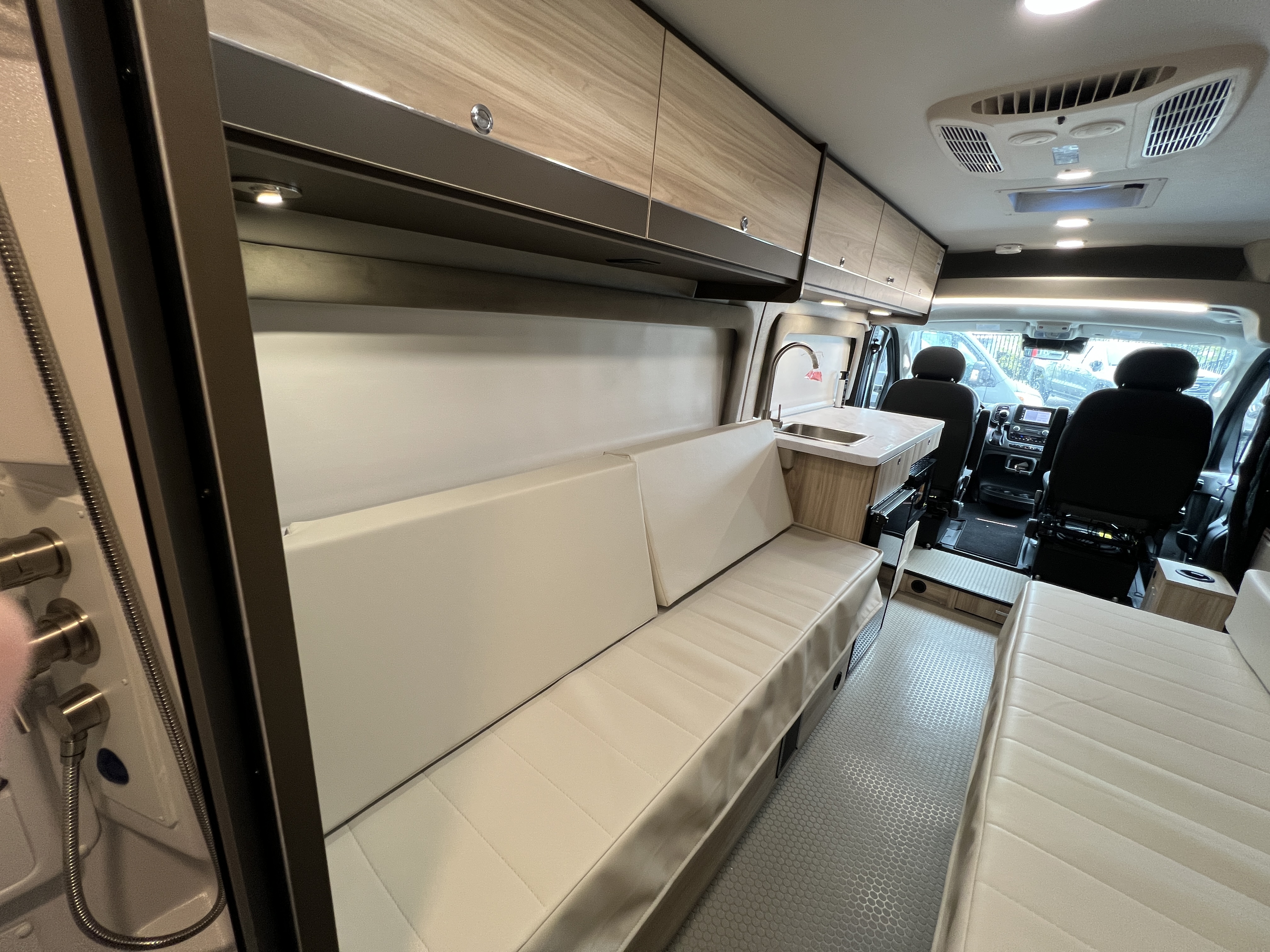 2027 Entegra Coach Ethos 20T - Image 25