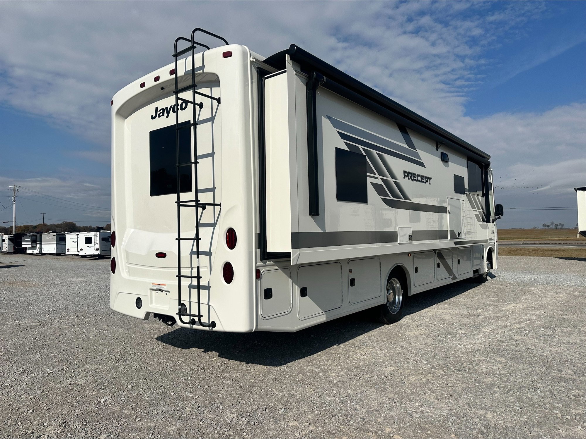 2026 JAYCO PRECEPT 34G - Image 6