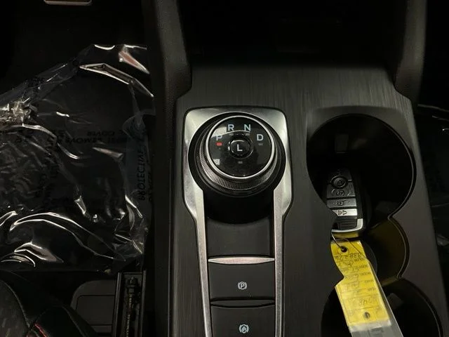 2023 Ford Escape Utility 4D ST-Line Select AWD - Image 19