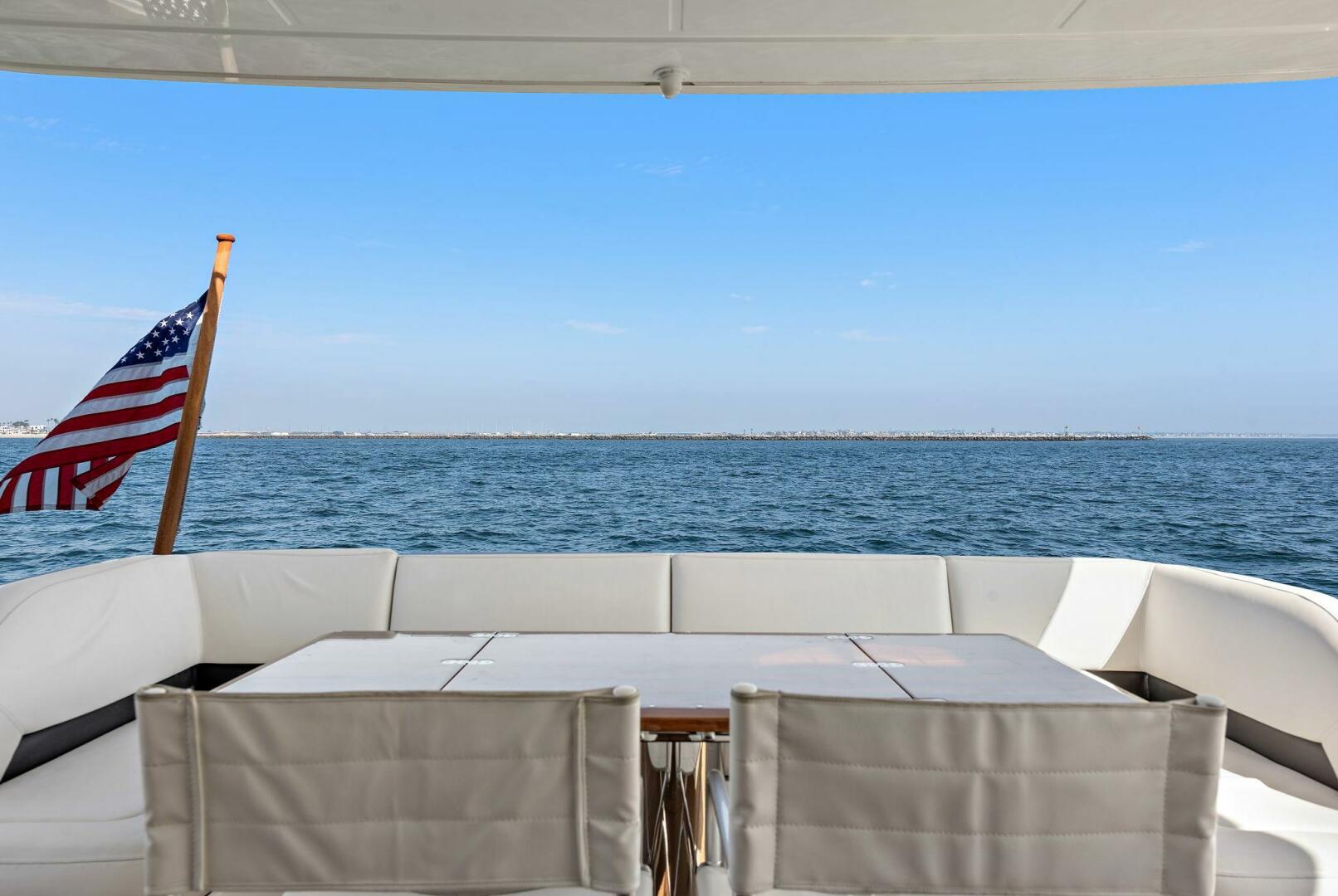 2015 Princess 72 Motoryacht - Image 17