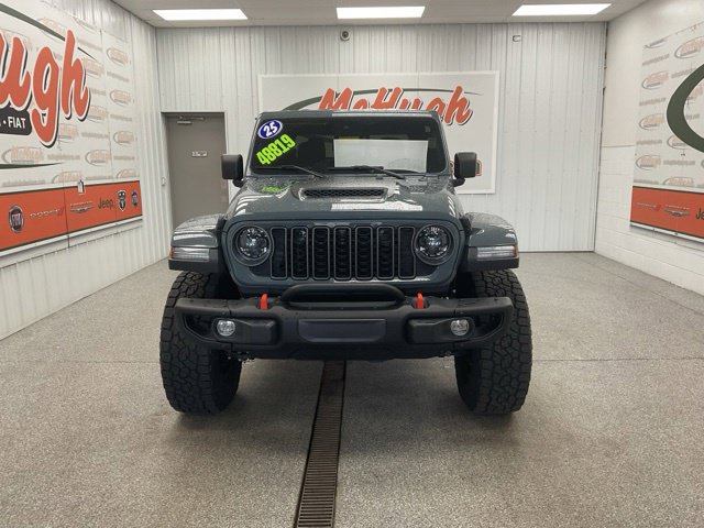 2025 Jeep Gladiator Sport S 4x4 - Image 2