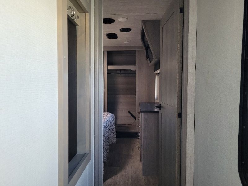 2021 Keystone Montana 3813MS - Image 18