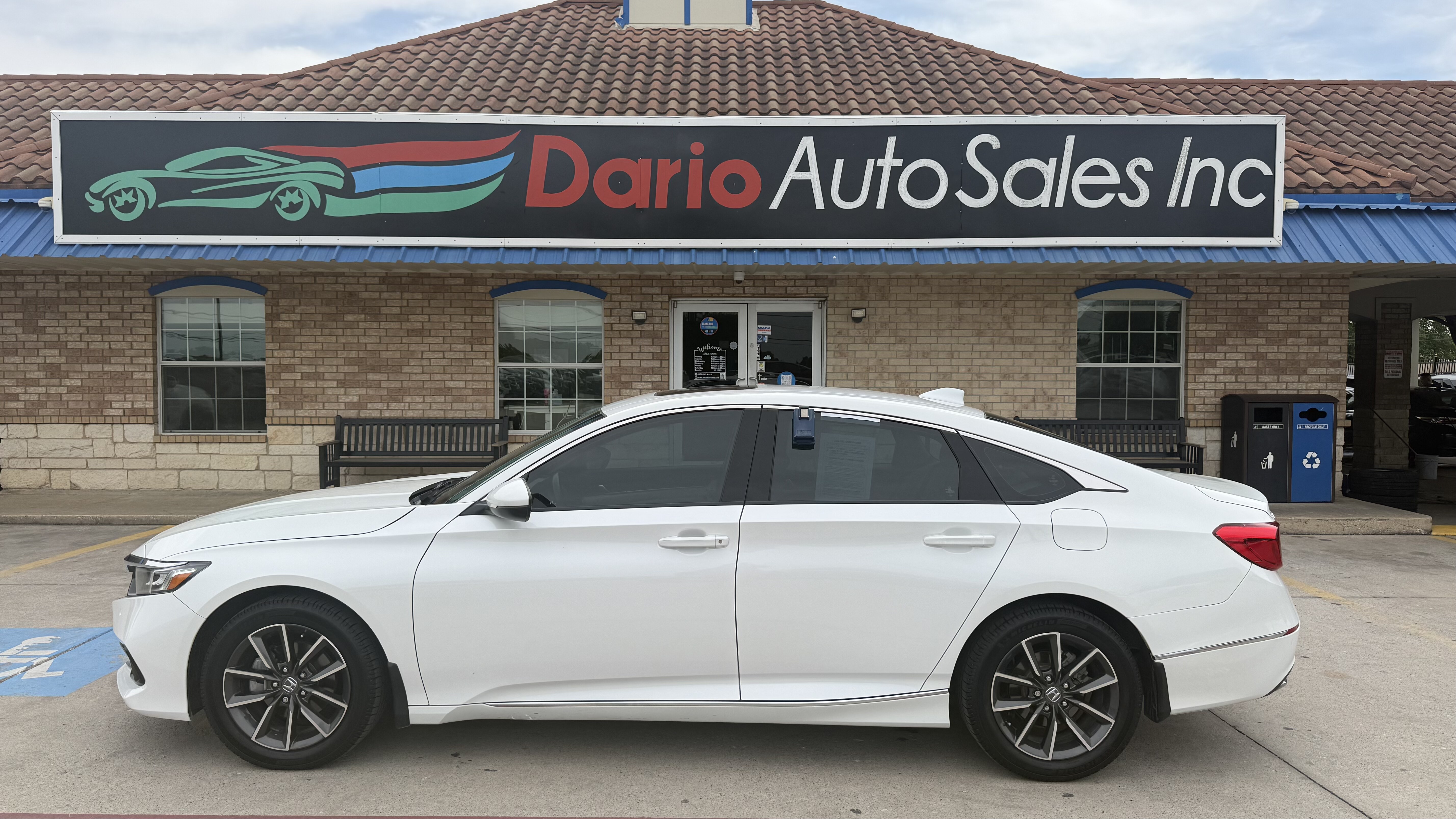 2022 Honda Accord Sedan 4D EX-L - Image 17