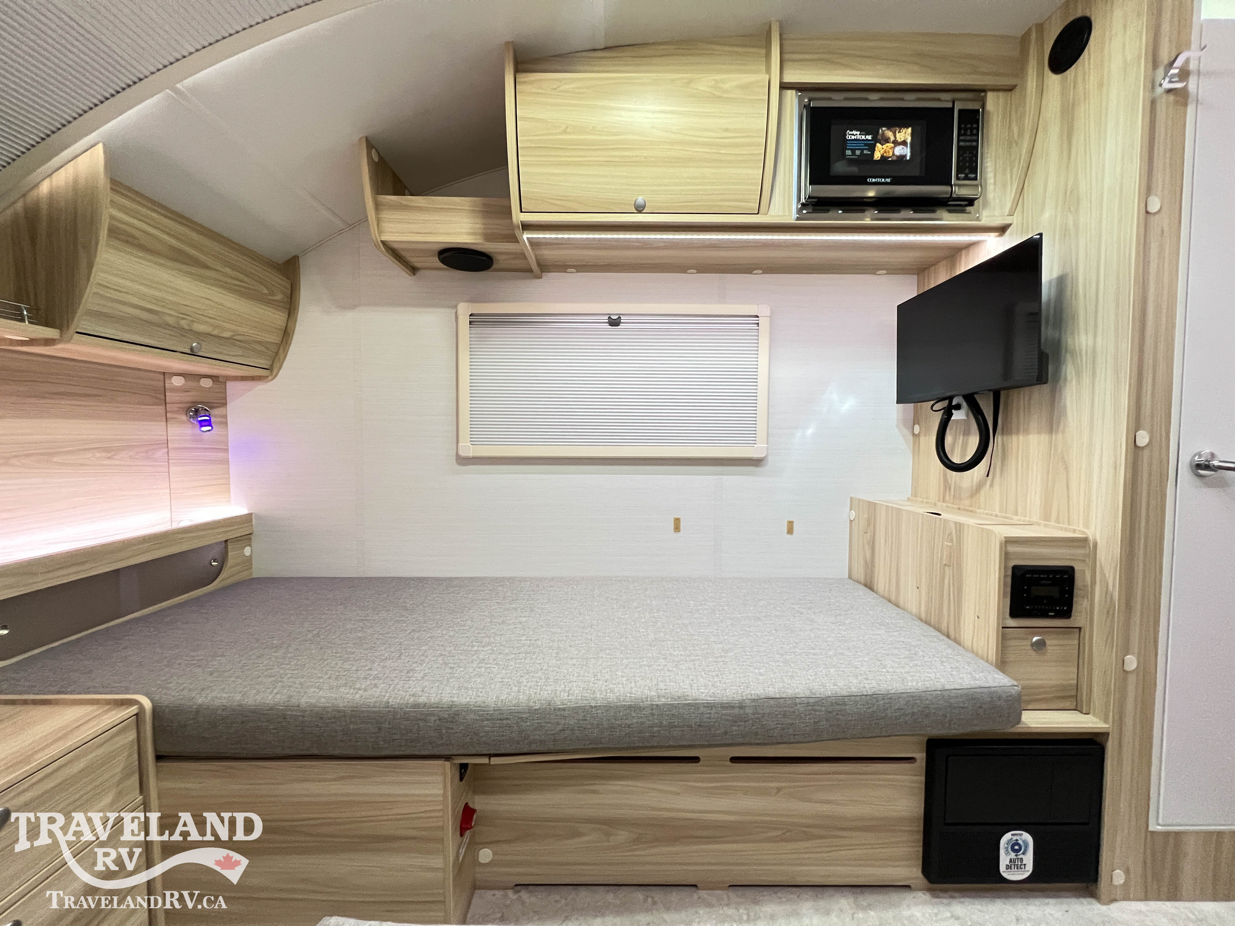 2026 NuCamp TAB 360 CS Boondock - Image 17