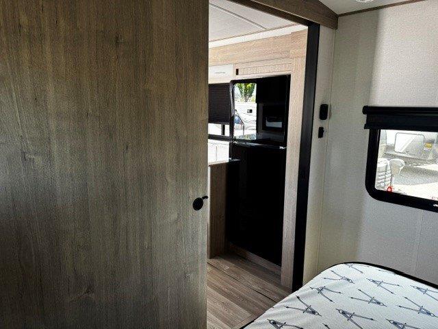 2026 Grand Design Imagine 2470BH - Image 27