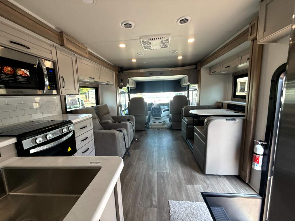 2027 JAYCO PRECEPT 31UL - Image 12