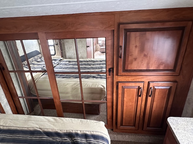 2011 Keystone Laredo 266RL - Image 18