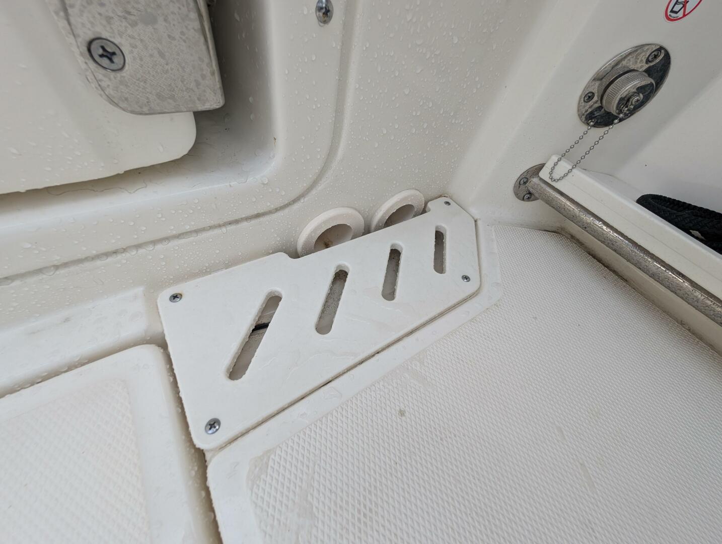 2023 Boston Whaler 240 Vantage - Image 83