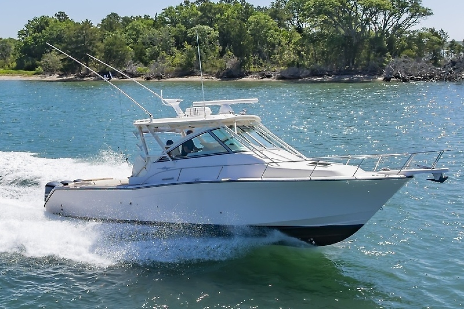 2014 Grady-White Express 370 - Image 2